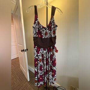 Maggie London dress with pockets. Size 14.